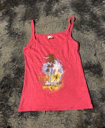 Pinkes Tanktop mit tropischem Grafik