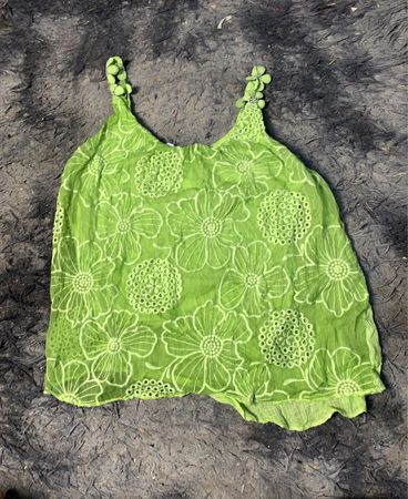 Grünes blumenmuster Tanktop