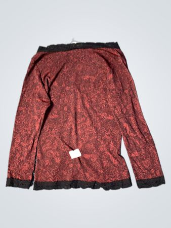 Bordeauxroter und schwarzer Cardigan mit Spitzendetails