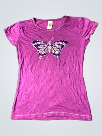 Violettes T-Shirt mit Pailletten-Schmetterlingsgrafik