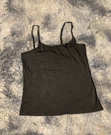 Schwarzes Spaghetti-Top