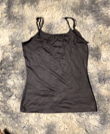 Schwarzes Spaghetti-Träger-Tanktop