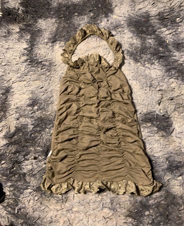 Rüschenspalte Kleid mit Spitzenbesatz