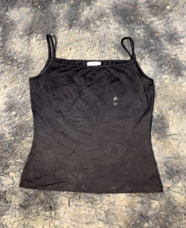 Schwarzes Top