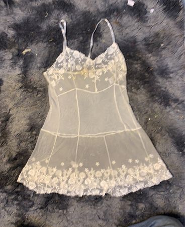 Weißes Spitzen-Babydoll