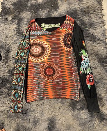Desigual Langarm Grafikdruck-Oberteil