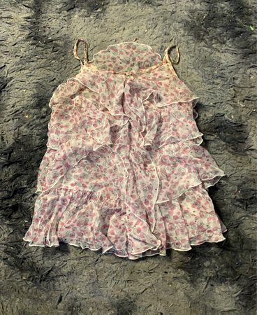 Gestuftes Rüschenkleid mit Blumenmuster