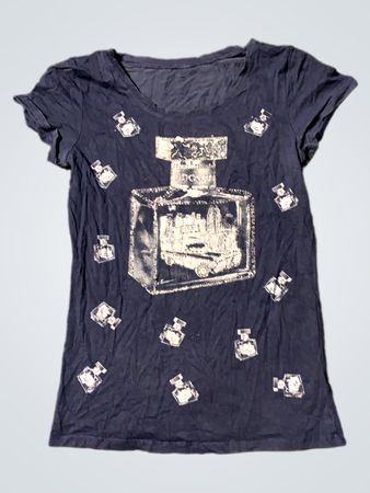 Navy T-Shirt mit Parfümflasche Grafik