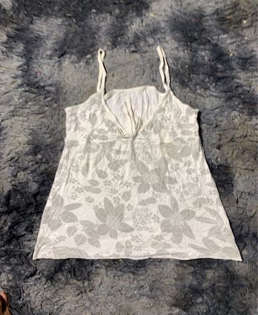 Weißes Blumenshirt