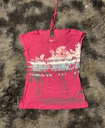 Rosa Grafik-T-Shirt mit Palmen