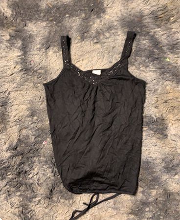 Schwarzes Tanktop