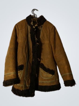 Veste en daim brun doublée de shearling