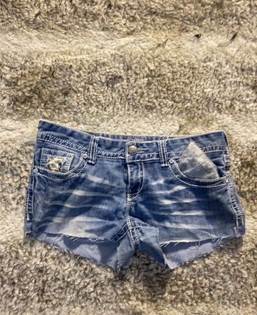 Amethyst Damen Denim Shorts