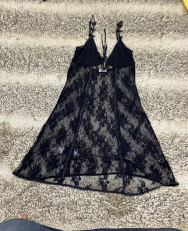 Schwarzes Spitzen-Babydoll