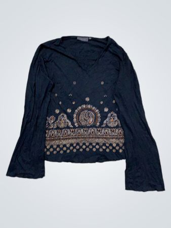Urban Kiabi Schwarz Langarmshirt mit Paisleymuster