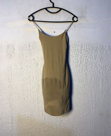 beiges Trägerkleid