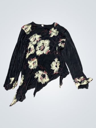 Schwarzes Langarmshirt mit floralem Applikation