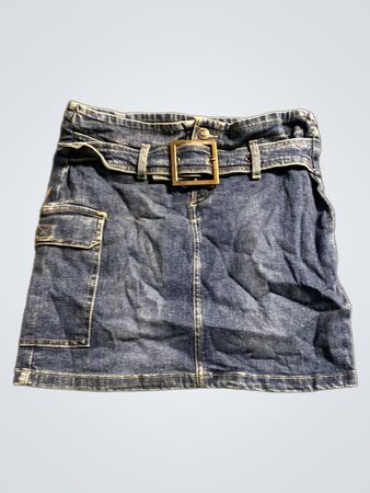 Kiabi Freier Denimrock mit Gürtel