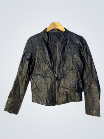 Veste en cuir noir