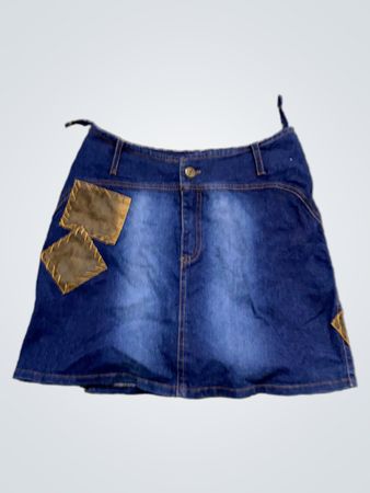 BeniSsimo Denim-Rock mit Aufnähern