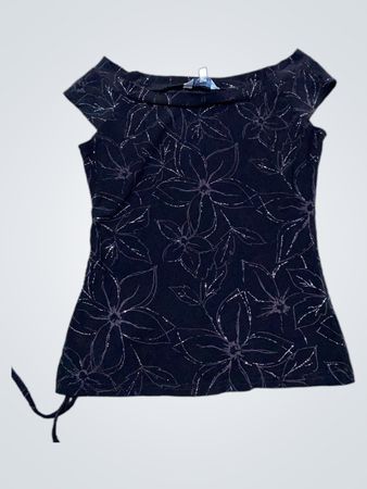 Schwarzes Blumendruck-Top