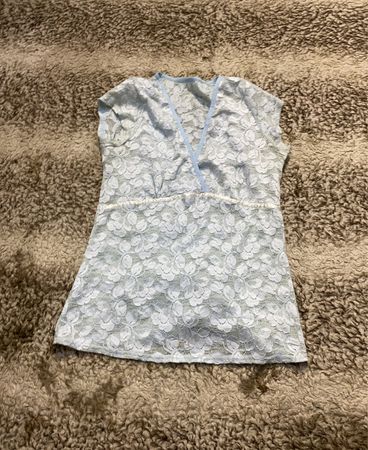 Hellbluse Spitze Top