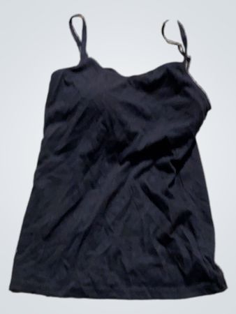 Schwarzes Top