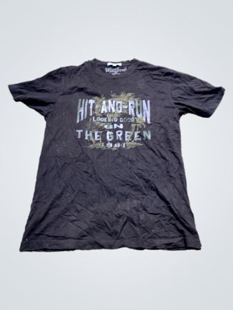 BaLeNo Hit And Run Looking Good On The Green 1981 T-Shirt