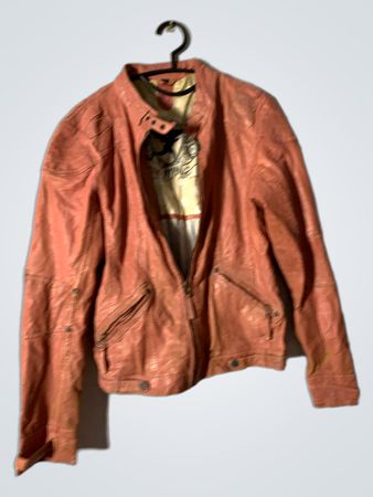 Veste en cuir rose gipsy