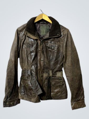 Braune Lederjacke