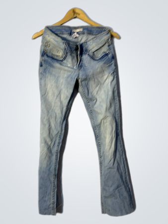 No Boundaries Damen Flare Jeans