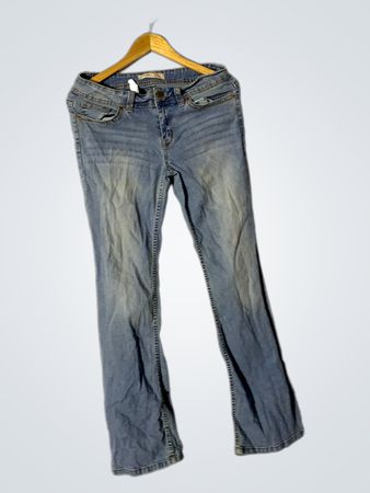 NO BOUNDARIES Jeans Größe 11