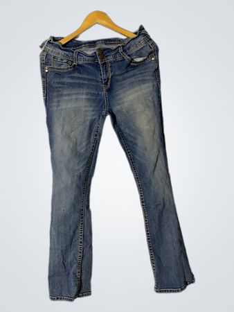 Wallflower Bootcut Jeans