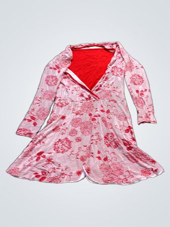 Rot und Weiß Blumendruckkleid