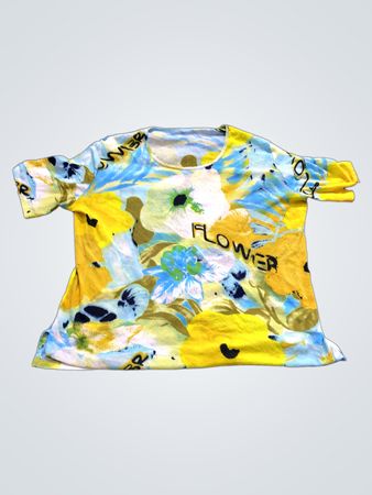 Floral Print T-Shirt mit "Flower" Grafik