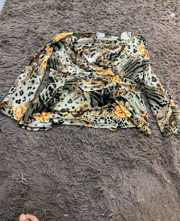NICOLA Damen Langarm Tierdruck Bluse