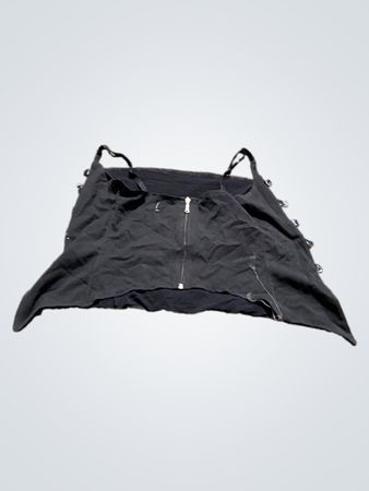 Schwarzes Tanktop mit Reißverschluss und Ösen