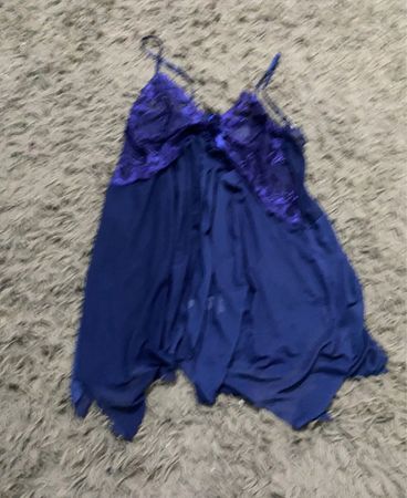 Blaues Negligé