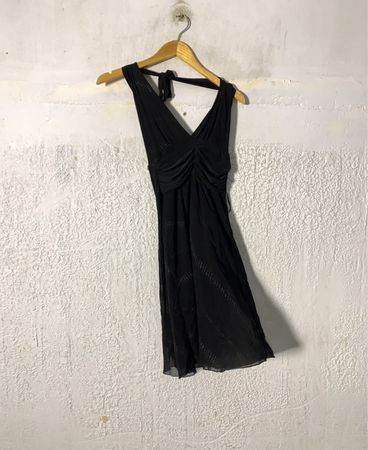 Sister's Point Schwarzes Trägerkleid mit Raffung