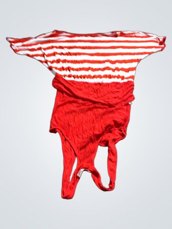 Rot und weiß gestreiftes Tanktop