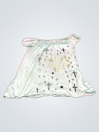 Hellblaues T-Shirt mit Kreuz- und Sternen-Print