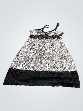 Nachthemd mit Paisley-Print und Spitzenbesatz