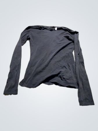 Schwarzes Langarmshirt