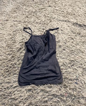 Schwarzes Trägershirt
