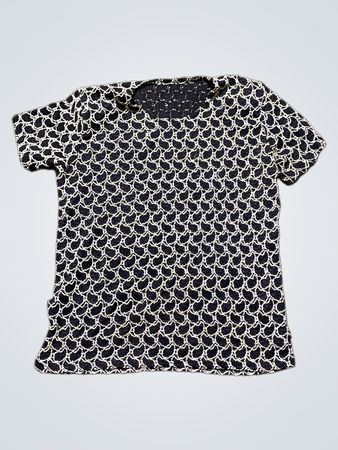 Navy und weiße gemusterte T-Shirt