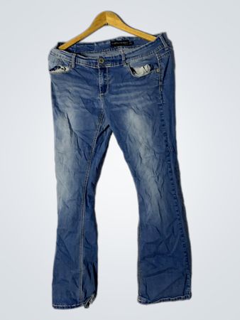 twentyone black von rue21 blaue Schlagjeans