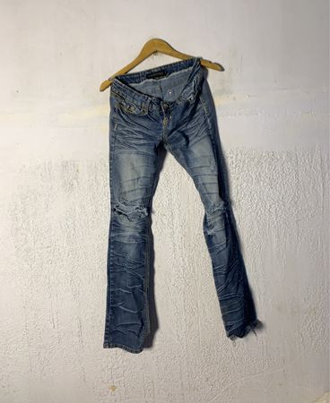 twentyone black by rue21 Damen Blaue Zerrissene Jeans