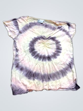 Miss Caroline Batik T-Shirt