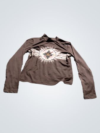 Braunes Langarmhemd mit Batikgrafik