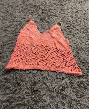 Rosa gehäkeltes Tanktop